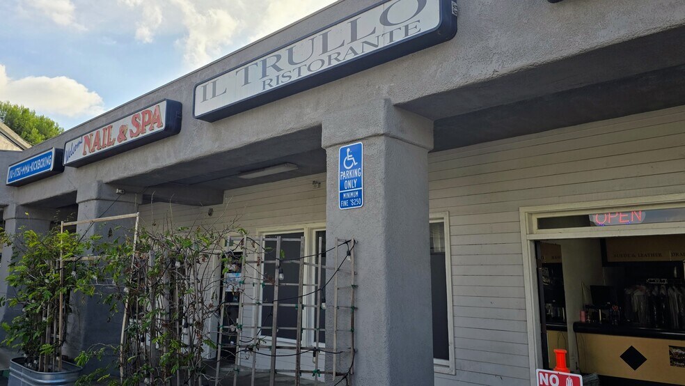 More Photos Of 18500-18532 Yorba Linda Blvd, Yorba Linda Unknown For Lease