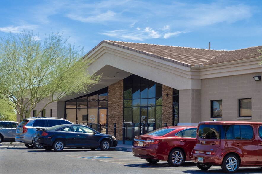 Primary Photo Of 13907 W Camino Del Sol, Sun City West Medical For Lease