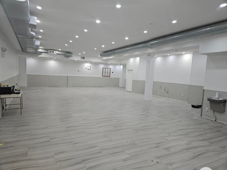 More Photos Of 1025 Pacific St, Brooklyn Loft Creative Space For Lease