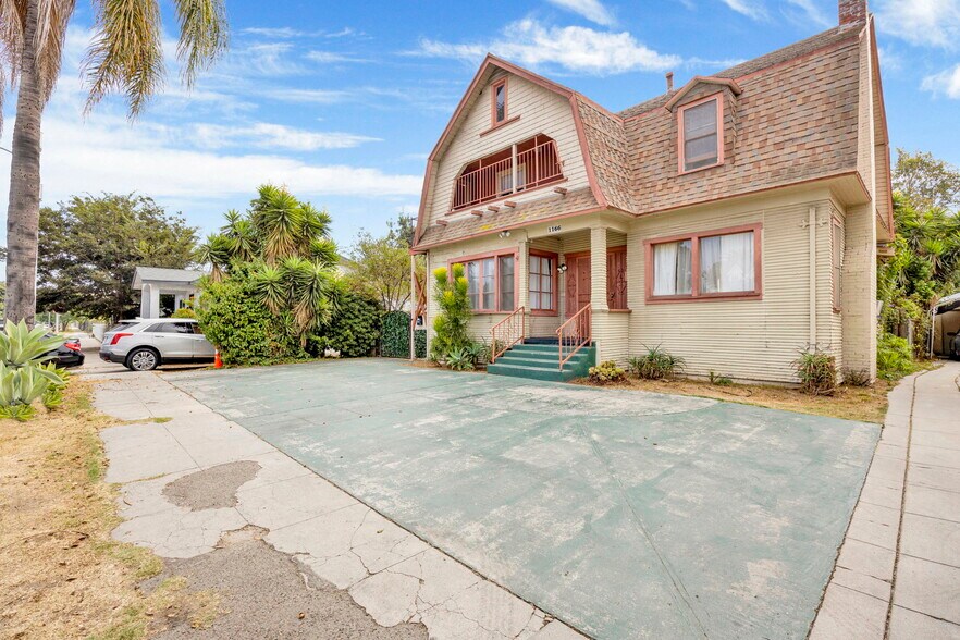 More Photos Of 1166 W 39th Pl, Los Angeles Apartments For Sale