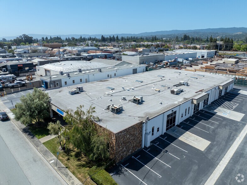 More Photos Of 1021-1045 Howard Ave, San Carlos Unknown For Lease