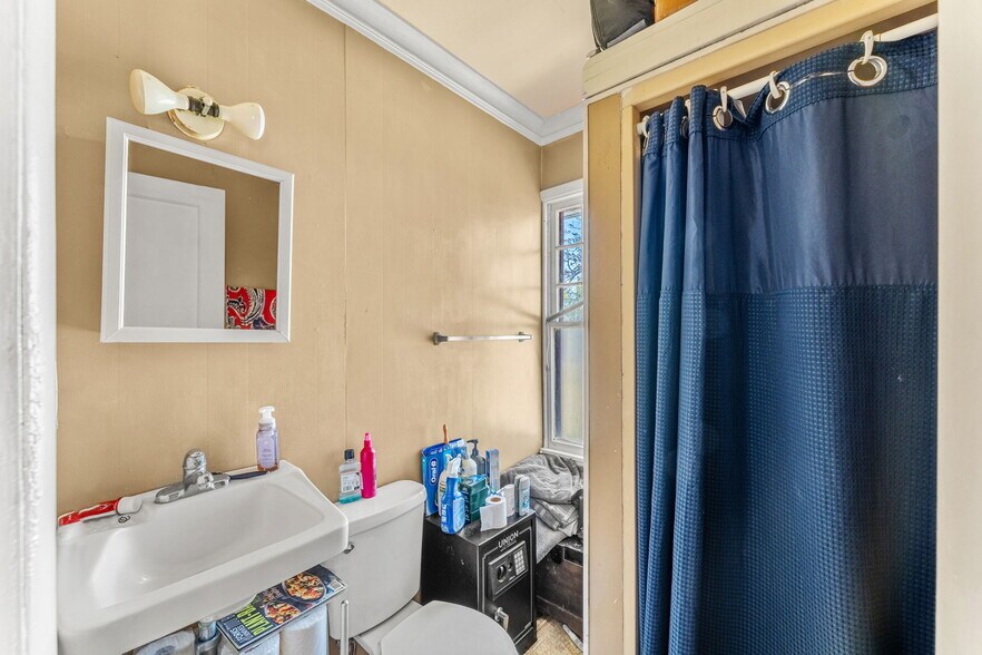 More Photos Of 2716 Riverview Dr, Melbourne Apartments For Sale