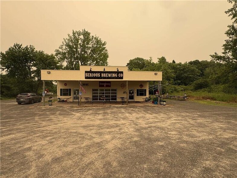 Primary Photo Of 116 Caverns Rd, Cobleskill Restaurant For Sale