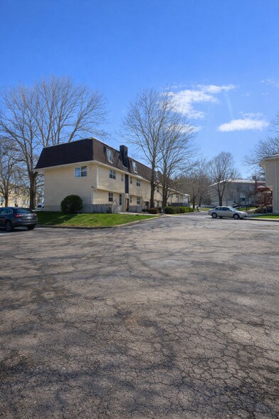 More Photos Of 44 Angel Dr, Waterbury Multifamily For Sale