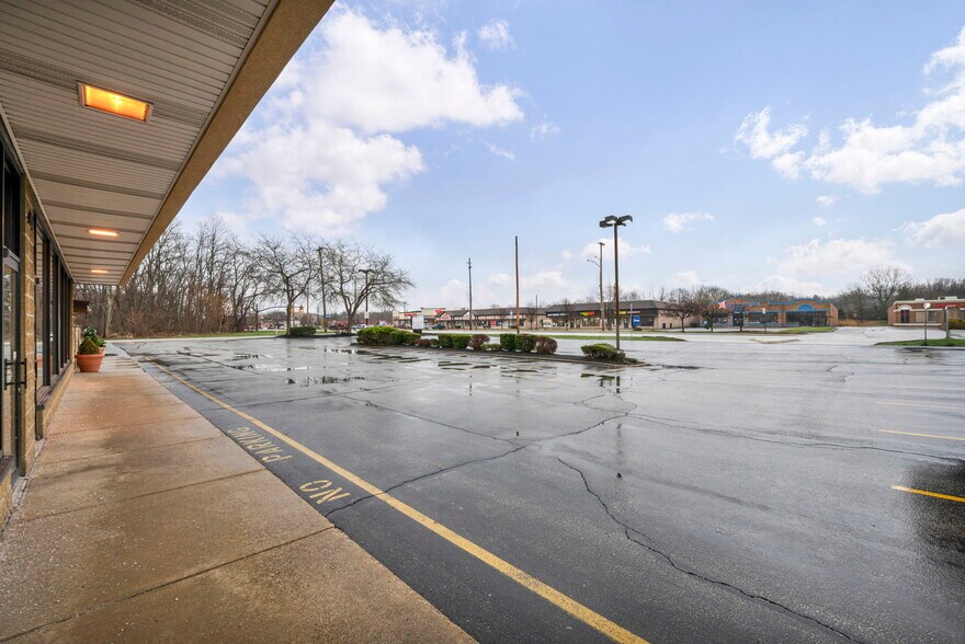More Photos Of 9431 Mentor Ave, Mentor Freestanding For Sale