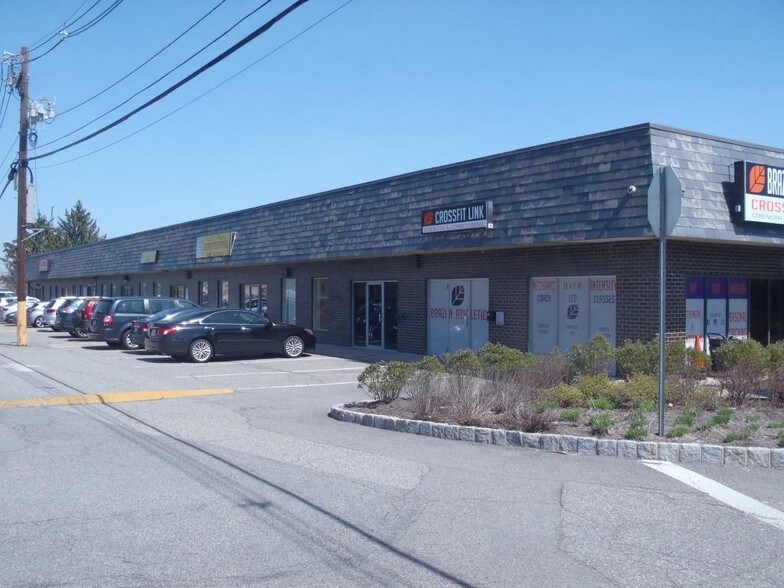 More Photos Of 1275 Bloomfield Ave, Fairfield Showroom For Lease