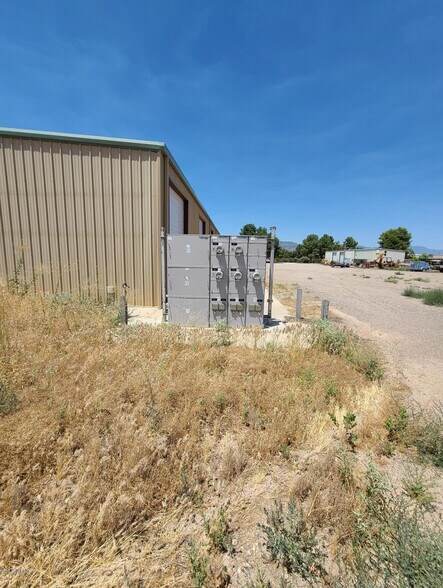 More Photos Of 1655 S Sullivan Ln, Camp Verde Warehouse For Lease