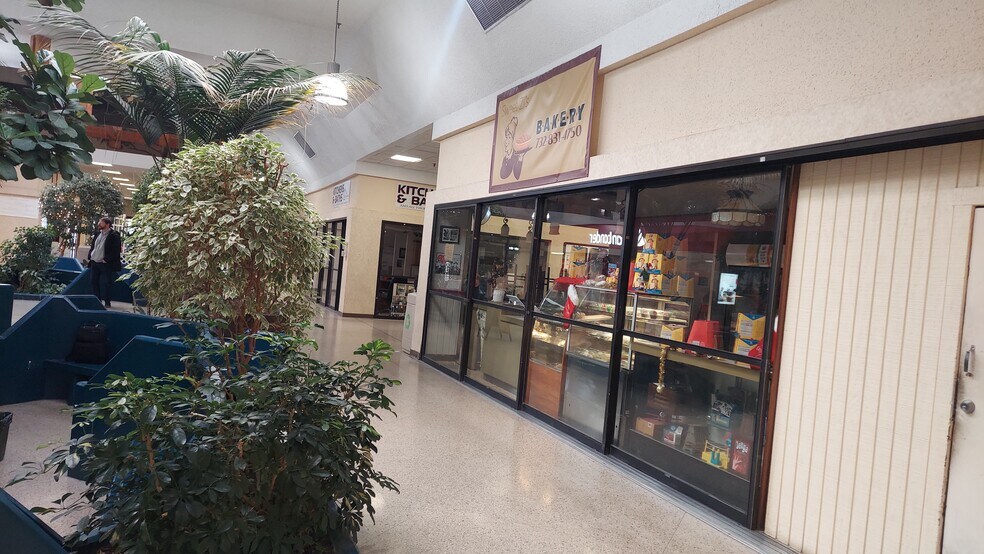 More Photos Of 730 Jamaica Blvd, Toms River Freestanding For Lease