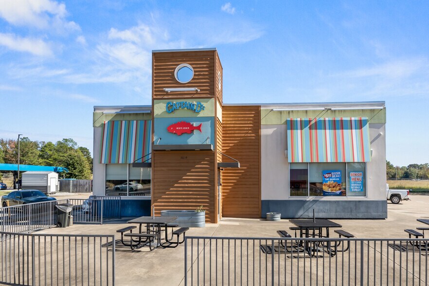 More Photos Of 5810 Highway 45 Alt, West Point Fast Food For Sale