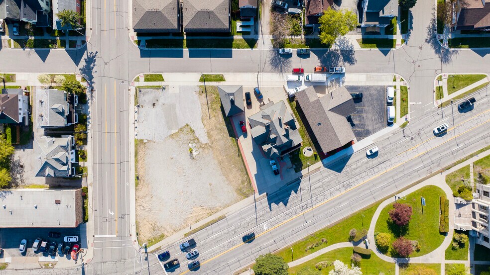 More Photos Of 805 Pine Grove Avenue, Port Huron Land For Sale