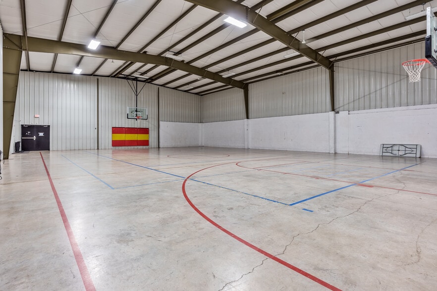 More Photos Of 4312 20th St, Rockford Religious Facility For Sale