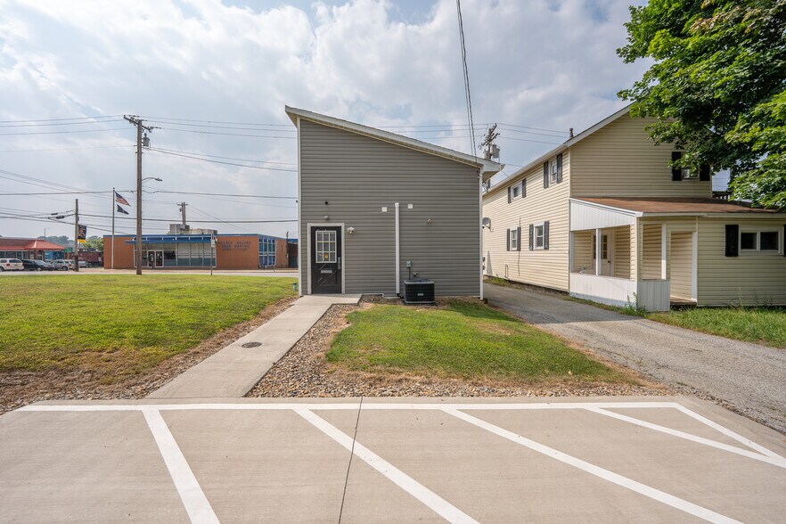 More Photos Of 106 E 1st Ave, Derry Freestanding For Sale