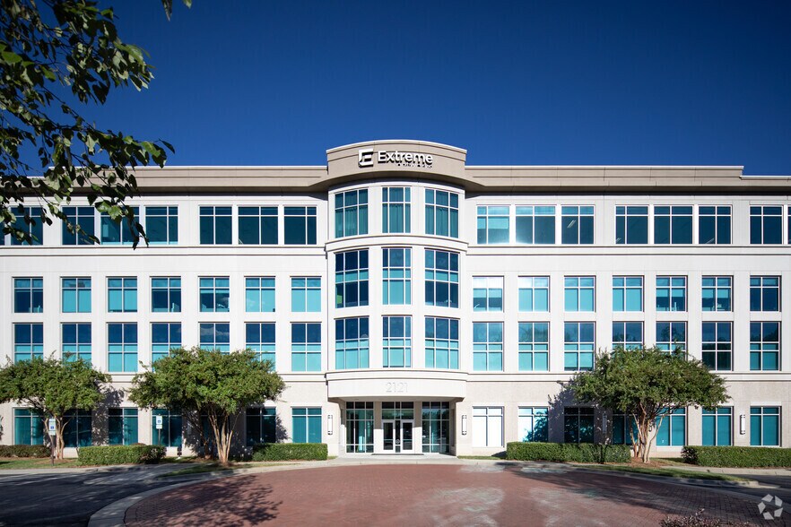 More Photos Of 2121 RDU Center Dr, Morrisville Office For Lease