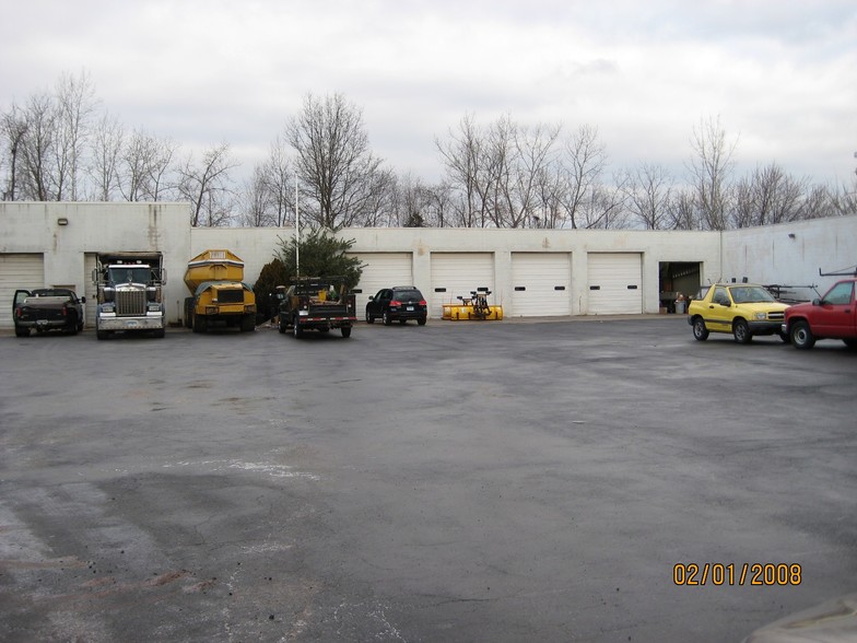 Primary Photo Of 1400 Old North Colony Rd, Meriden Warehouse For Sale