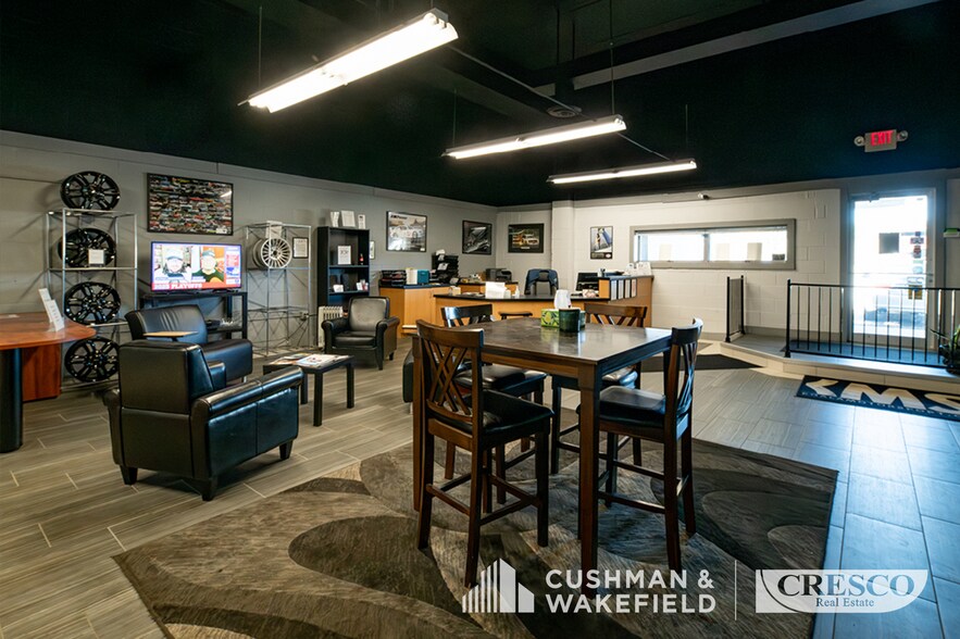 More Photos Of 9988 Kinsman Rd, Newbury Manufacturing For Lease