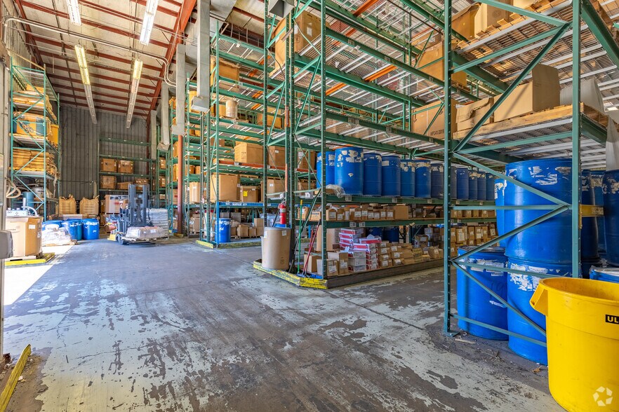 More Photos Of 2810 S West St, Wichita Manufacturing For Sale