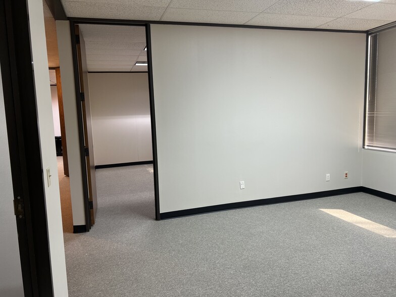 More Photos Of 3303 W FM-1960, Houston Medical For Lease