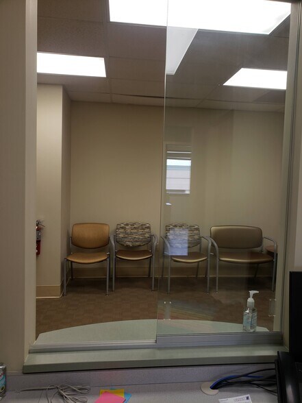 More Photos Of 49 Veronica Ave, Somerset Office For Sale