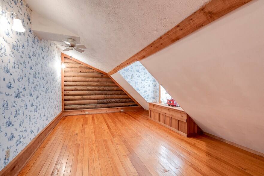 More Photos Of 4032 Highway 48 W, Mccomb Specialty For Sale