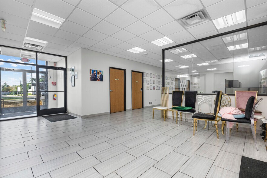 More Photos Of 26051 Michigan Ave, Inkster Warehouse For Sale