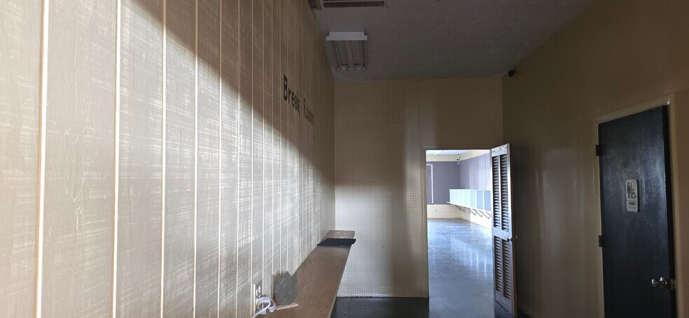 More Photos Of 6441-6451 Yadkin Rd, Fayetteville Unknown For Lease