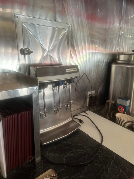More Photos Of 189 E Lancaster Ave, Malvern Restaurant For Lease