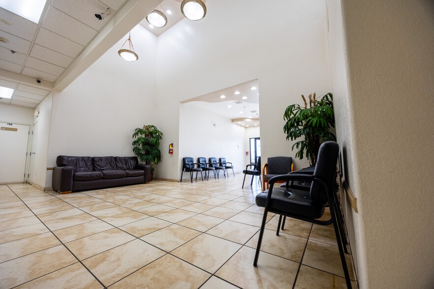 More Photos Of 1503 N Imperial Ave, El Centro Medical For Sale