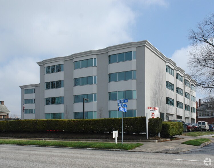 More Photos Of 1909 N Front St, Harrisburg Office For Lease