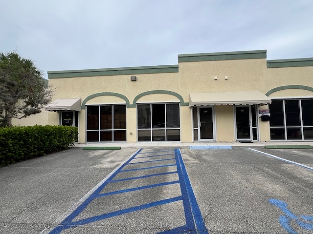 Primary Photo Of 413 NE Baker Rd, Jensen Beach Light Distribution For Sale