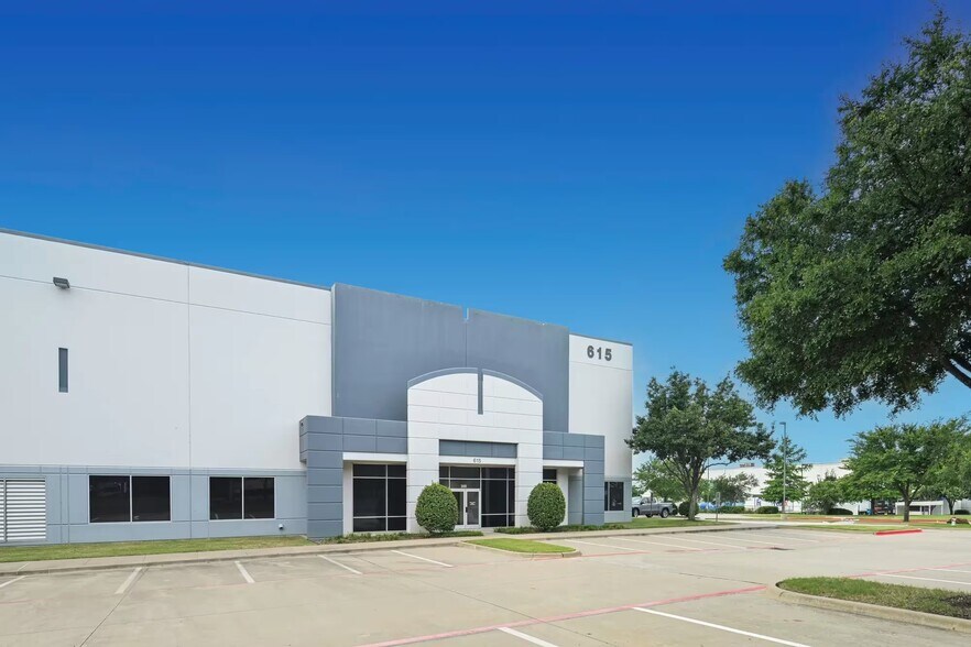 More Photos Of 615 Westport Pky, Grapevine Unknown For Lease