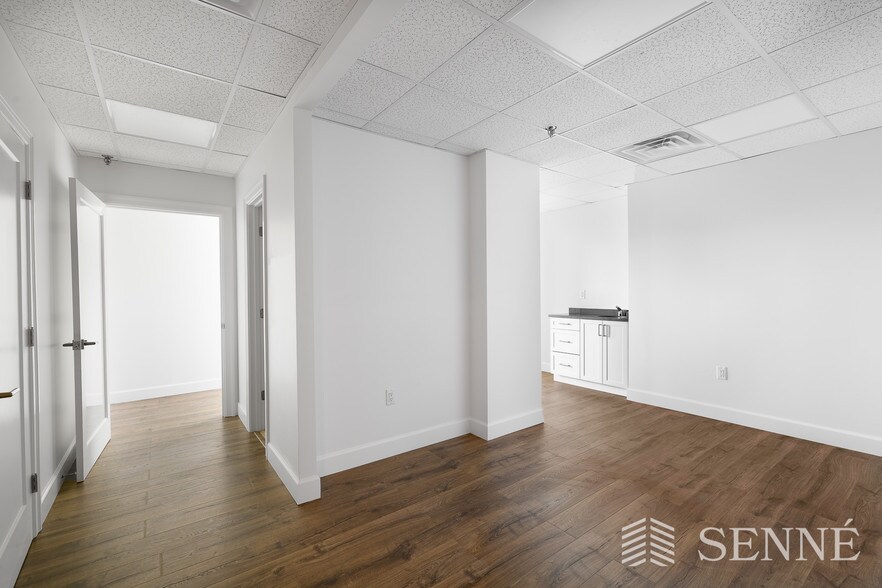 More Photos Of 209 Harvard St, Brookline Medical For Lease