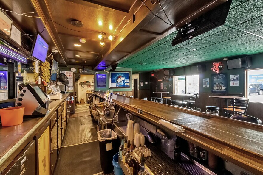 More Photos Of 2794 Harlem Rd, Cheektowaga Storefront Retail Residential For Sale