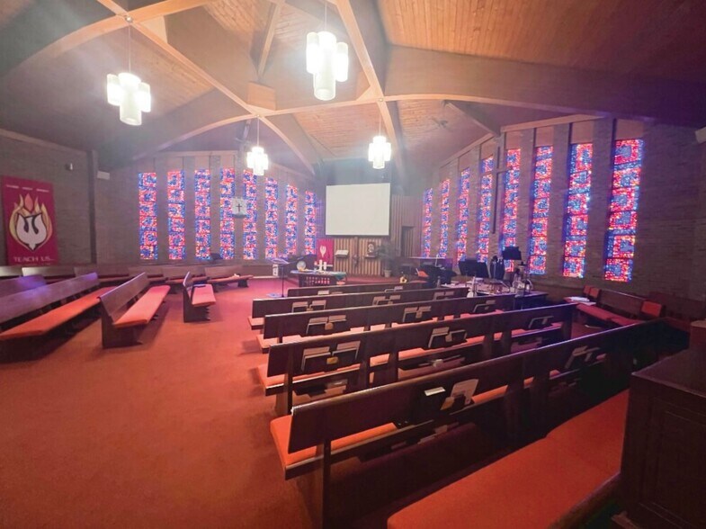 More Photos Of 1001 Chester Rd, Lansing Religious Facility For Lease