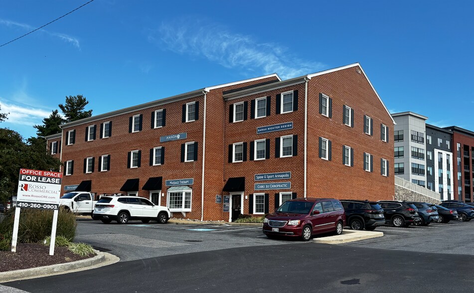 More Photos Of 130-134 Holiday Ct, Annapolis Office For Lease