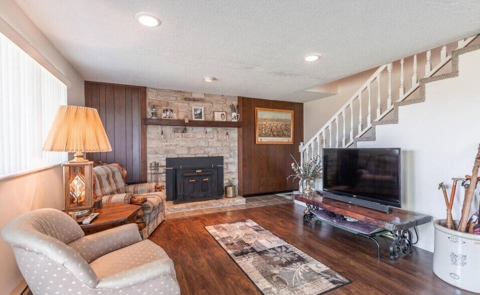 More Photos Of 3166 Highway B, Berger Winery Vineyard For Sale