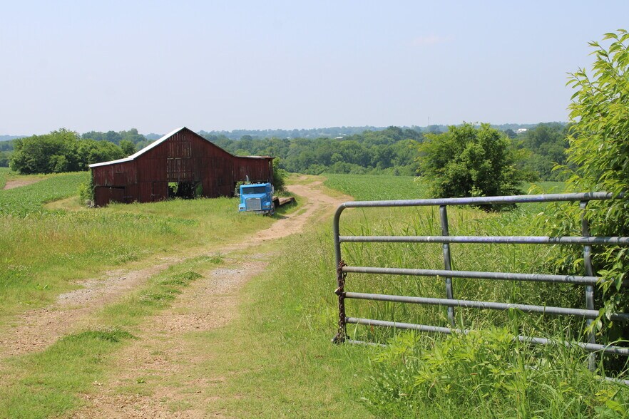 More Photos Of 530 Branham Mill Rd, Gallatin Land For Sale