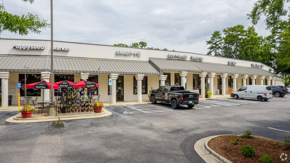 More Photos Of 8801 Lead Mine Rd, Raleigh Storefront For Lease