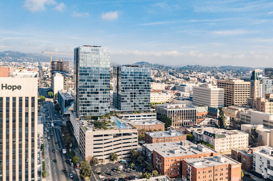 More Photos Of 3150 Wilshire Blvd, Los Angeles Apartments For Lease