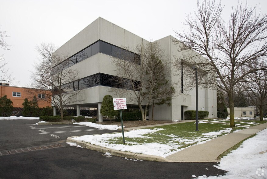 More Photos Of 16 Arcadian Way, Paramus Office For Lease