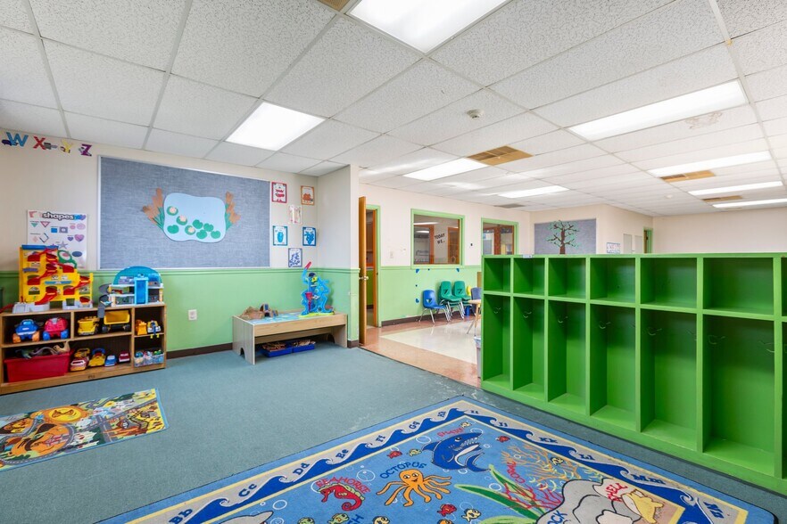 More Photos Of 415-416 Chatham Heights Rd, Fredericksburg Medical For Sale