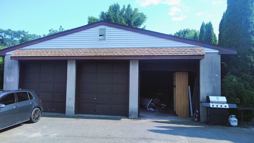 More Photos Of 134-136 E Blackwell St, Dover Office Residential For Lease