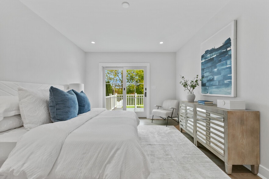 More Photos Of 151 Hamilton Ave, Greenwich Multifamily For Sale