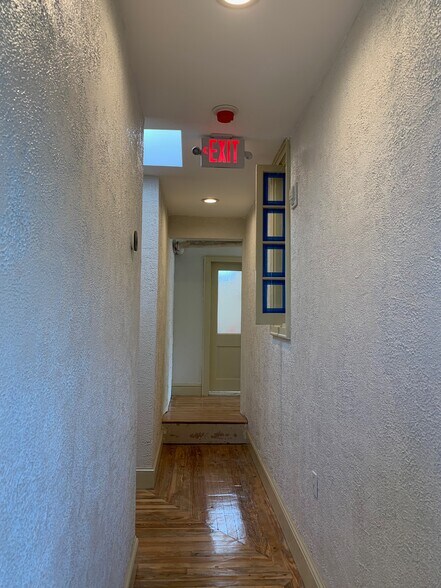 More Photos Of 251 Post Ave, Westbury Storefront Retail Office For Lease