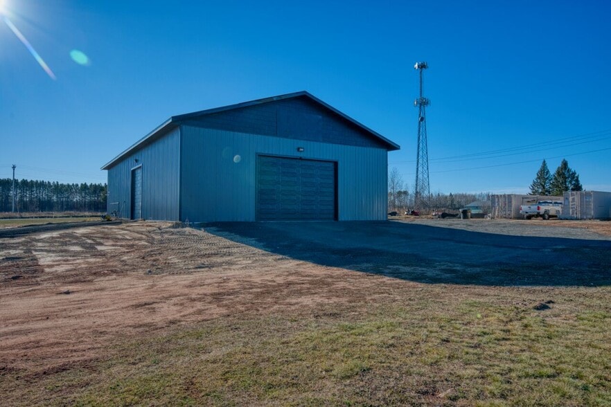 More Photos Of 126 Iron Dr, Chisholm Industrial For Sale