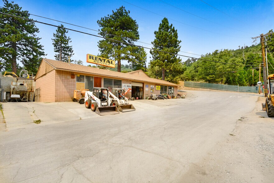 More Photos Of 26325 Pine Ave, Rimforest Freestanding For Sale
