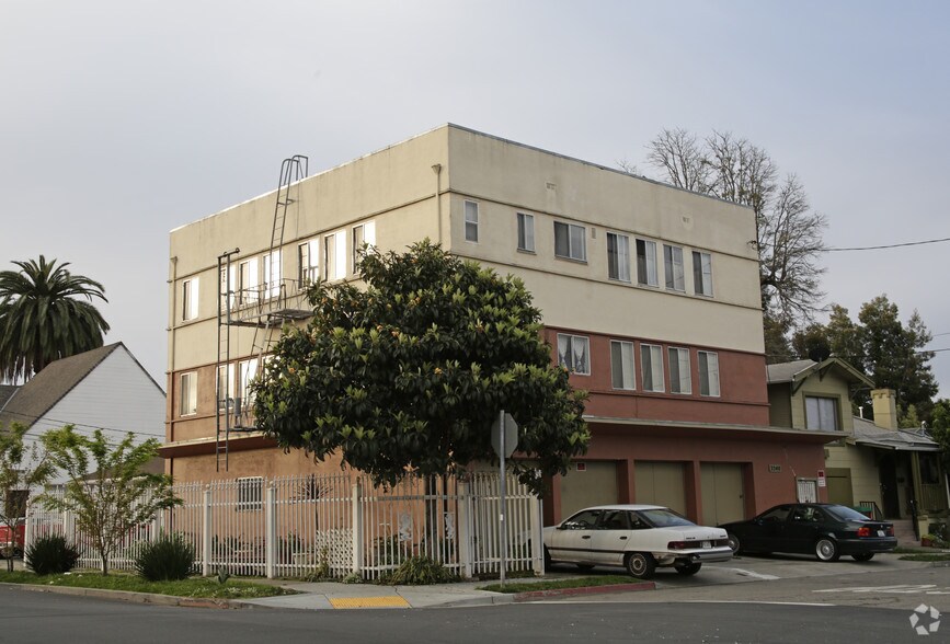 Primary Photo Of 3240 61st Ave, Oakland Apartments For Sale