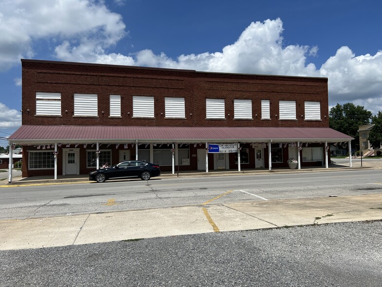 Primary Photo Of 300 E Broadway Blvd, Johnston City Specialty For Sale