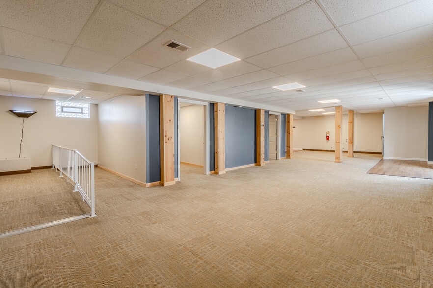 More Photos Of 2120 Freeport Rd, New Kensington Office For Lease