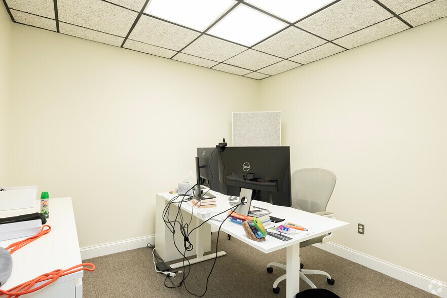 More Photos Of 1207 N Himes Ave, Tampa Loft Creative Space For Lease