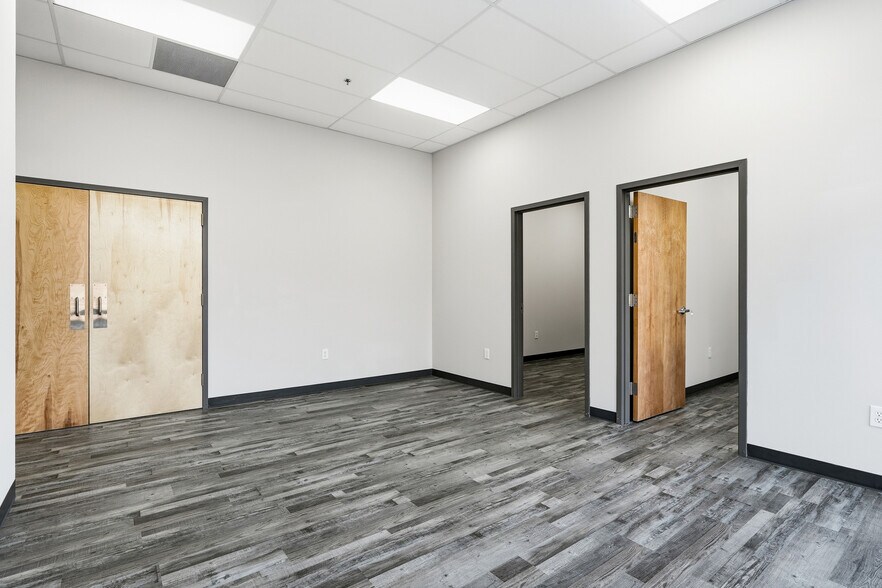More Photos Of 1901 Peachtree Industrial Blvd, Buford Warehouse For Lease